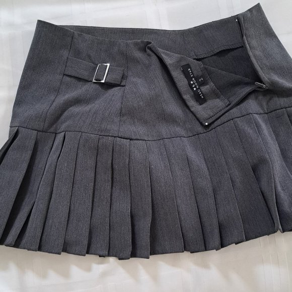 Heart Moon Star Dresses & Skirts - Grey Skirt. Size 2.